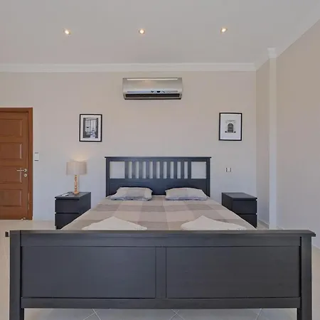 Large And Lovely Private Vila *