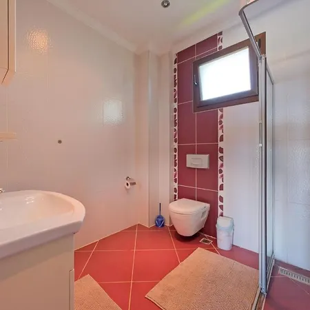 Large And Lovely Private Vila *