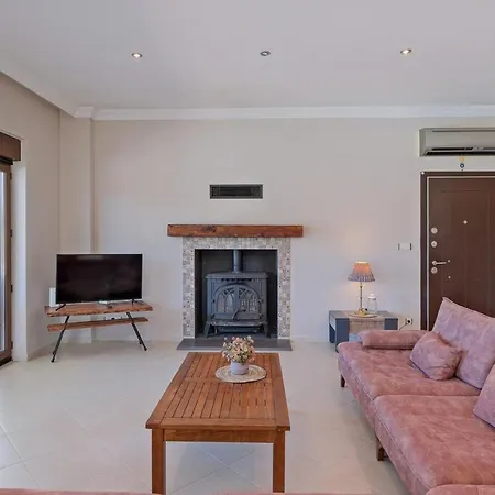 Large And Lovely Private Vila